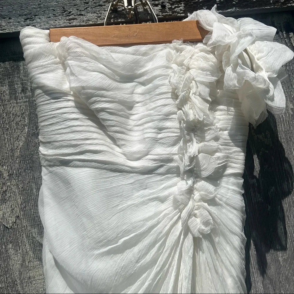 Tadashi Shoji Wedding Dress​